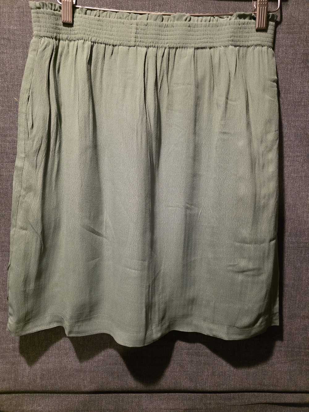 NWT Tulip B. Sage Green Elastic Waist Skirt Size Large Length 22